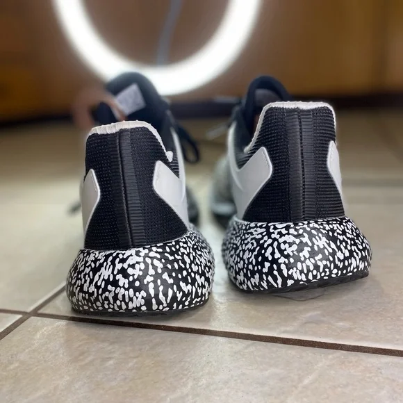 Adidas Mens Alphatorsion Running Shoes Black White FV6140 Lace Up Low Top 11 - Picture 11 of 11